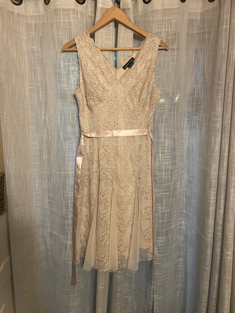 Sleeveless V-Neck Lace Midi Dress in Light Beige with Satin Waist Tie